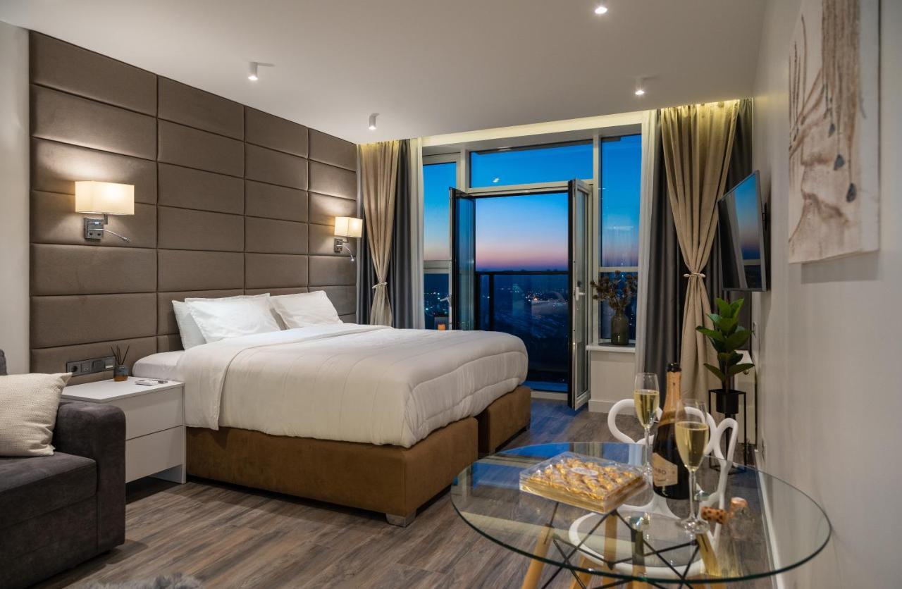 Victory-29 Luxury Apartment Center เคียฟ ภายนอก รูปภาพ
