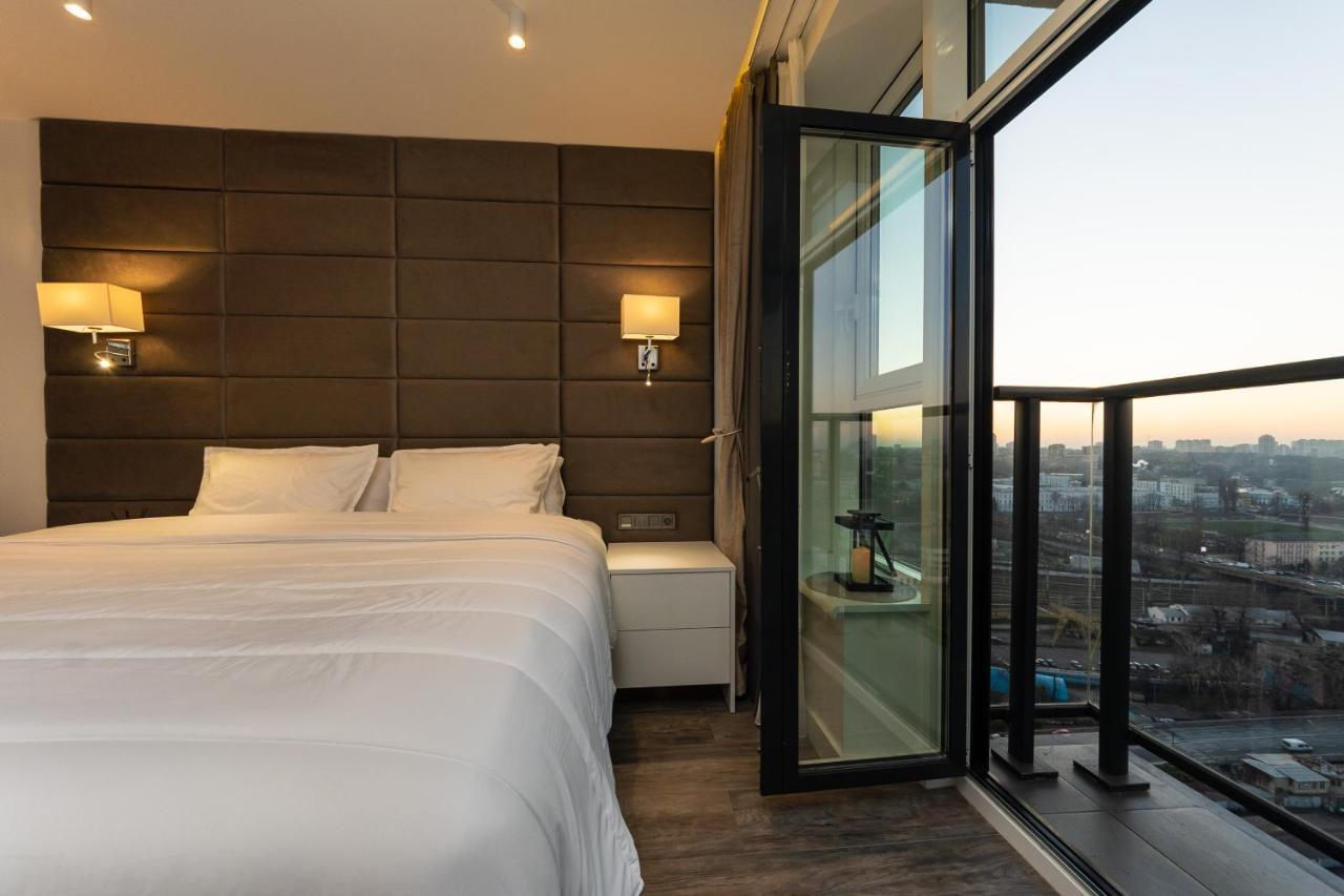 Victory-29 Luxury Apartment Center เคียฟ ภายนอก รูปภาพ